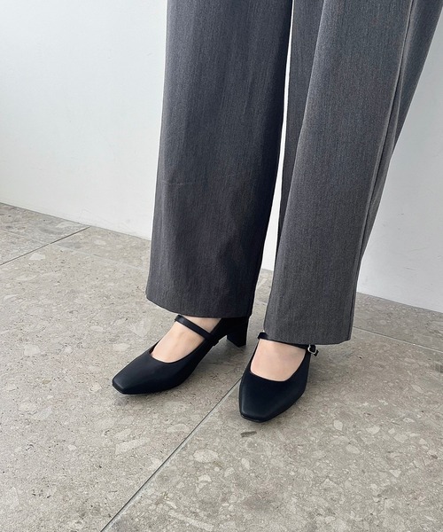 ORiental TRaffic（オリエンタルトラフィック）の「スクエアトゥストラップヒールパンプス/R-3006（パンプス・レディース・ブラック・33/42/43/35/36/37/34/40/38/39/41）」の15枚目の写真