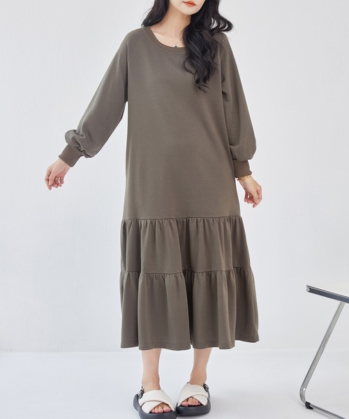 Lace Ladies(レースレディース)の「ラウンドネック ティアード 長袖 スウェット ワンピース(ワンピース・レディース・ブラック/グレー/オリーブ/チャコールグレー・FREE/S)」の16枚目の写真