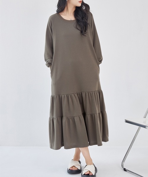 Lace Ladies(レースレディース)の「ラウンドネック ティアード 長袖 スウェット ワンピース(ワンピース・レディース・ブラック/グレー/オリーブ/チャコールグレー・FREE/S)」の17枚目の写真