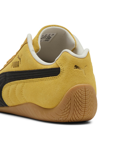 PUMA（プーマ）の「PUMA プーマ ユニセックス SPEEDCAT / スピードキャット スニーカー（スニーカー・メンズ・ピンク系その他/イエロー×ブラック・24.0cm/23.0cm/25.5cm/24.5cm/23.5cm/22.5cm/22.0cm/29.0cm/28.0cm/27.0cm/26.0cm/25.0cm/30.0cm/29.5cm/28.5cm/27.5cm/26.5cm）」の4枚目の写真