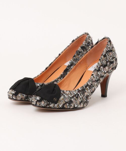 LANVIN en Bleu(ランバンオンブルー)の「リボンモチーフアーモンドトゥパンプス(パンプス・レディース・ブルー/ブラック/シルバー系その他7・23.5cm/24.0cm/22.5cm/23.0cm/24.5cm/22.0cm)」の3枚目の写真