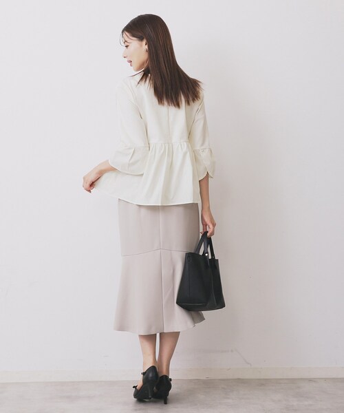 index（インデックス）の「ドッキングペプラムトップス【洗濯機洗い可】（Tシャツ/カットソー・レディース・ブラック/オフホワイト/ライトブルー・42/38/40/36）」の6枚目の写真