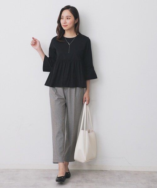 index（インデックス）の「ドッキングペプラムトップス【洗濯機洗い可】（Tシャツ/カットソー・レディース・ブラック/オフホワイト/ライトブルー・42/38/40/36）」の10枚目の写真