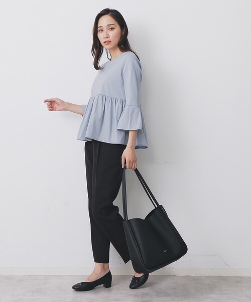 index（インデックス）の「ドッキングペプラムトップス【洗濯機洗い可】（Tシャツ/カットソー・レディース・ブラック/オフホワイト/ライトブルー・42/38/40/36）」の14枚目の写真