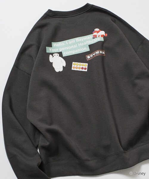 FREAK'S STORE(フリークスストア)の「限定展開 DISNEY / ディズニー ベイマックス / 別注 バックプリント クルーネックスウェット(スウェット・メンズ・アッシュグレー/ピンク/スミクロ・SMALL/MEDIUM/LARGE)」の7枚目の写真