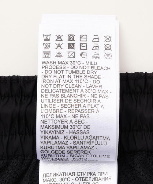 L.H.P(エルエイチピー)の「DIESEL/ディーゼル/P-CARON NYLON TRACK PANT(その他パンツ・メンズ・ブラック・L/M/S)」の10枚目の写真