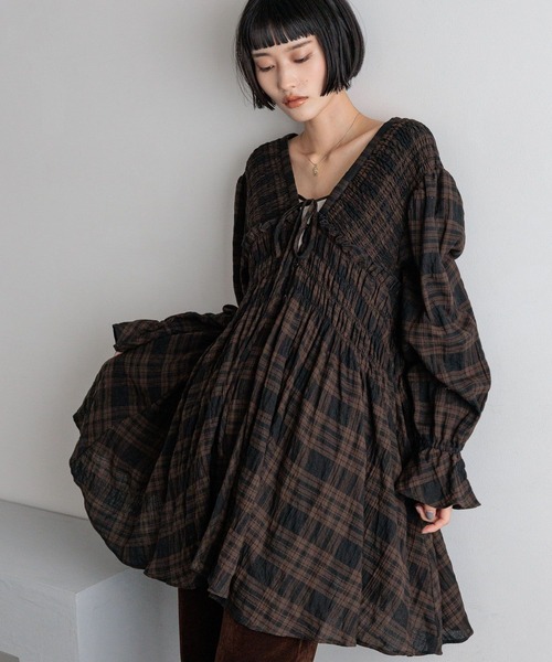 LOWRYS FARM（ローリーズファーム）の「チェックシャーリングチュニックブラウス  605751（シャツ/ブラウス・レディース・ブラック/ブラウン・FREE）」の15枚目の写真