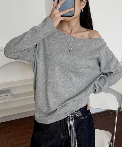 MAISON DE THERESE(メゾン ド テレーズ)の「片方オフショルダーのロングスリーブTシャツ(Tシャツ/カットソー・レディース・ホワイト/グレー/ブラック/ネイビー/A/ダークグレー/ライトグレー・M/S)」の14枚目の写真