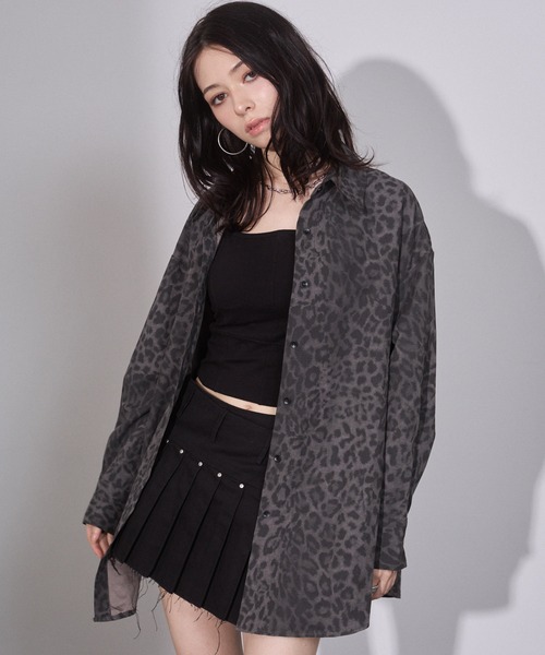 ENVYM(アンビー)の「レオパード オーバーシャツ(シャツ/ブラウス・レディース・グレー/ブラウン・FREE)」の13枚目の写真