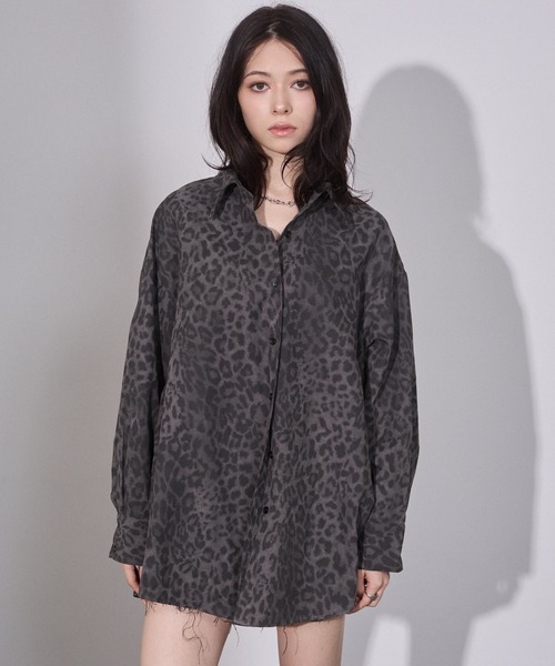 ENVYM(アンビー)の「レオパード オーバーシャツ(シャツ/ブラウス・レディース・グレー/ブラウン・FREE)」の11枚目の写真