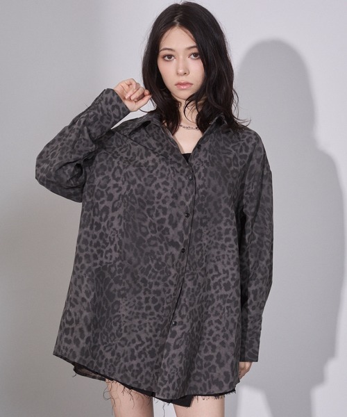 ENVYM(アンビー)の「レオパード オーバーシャツ(シャツ/ブラウス・レディース・グレー/ブラウン・FREE)」の12枚目の写真