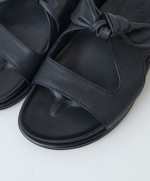 BEARDSLEY（ビアズリー）の「《SALONDEJU》リボン型サンダル（サンダル・レディース・ブラック/ブラウン・36/37/38/39）」の5枚目の写真