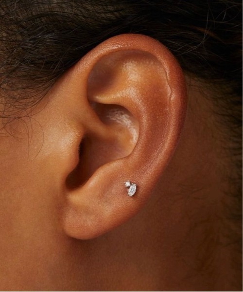 Burner(バーナー)の「【blatto 925silver】シルバー925 マーキス&ラウンドカットミニピアス esm-pierce-18-10【RBTS】(ピアス(両耳用)・レディース・ゴールド・FREE)」の2枚目の写真