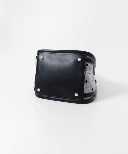 RODE SKO（ロデスコ）の「ハートキャンバスバッグ（ショルダーバッグ・レディース・ブラック/ベージュ・ONE）」の17枚目の写真