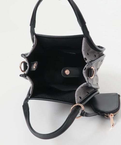 RODE SKO（ロデスコ）の「ハートキャンバスバッグ（ショルダーバッグ・レディース・ブラック/ベージュ・ONE）」の19枚目の写真