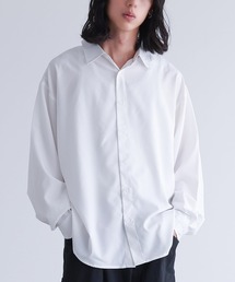 ルーズシルエットレギュラーカラーシャツ