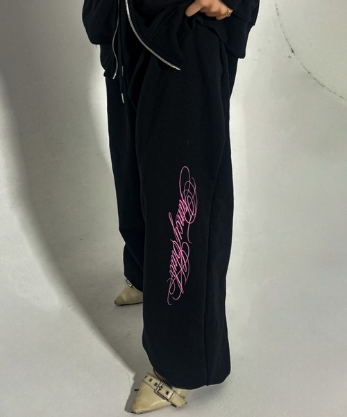 FANCY CLUB(ファンシークラブ)の「A'GEM/9 × .kom 『FANCY CLUB/ファンシークラブ』別注品 ANGEL WING SWT PANTS /エンジェルウイングスウェットパンツ(スウェットパンツ・レディース・ピンク/ブラック×レッド/グレー/ブラック×ピンク・FREE)」の21枚目の写真