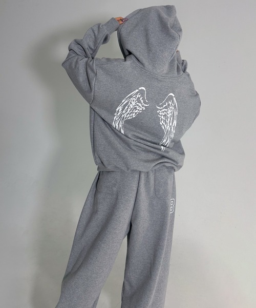 FANCY CLUB(ファンシークラブ)の「A'GEM/9 × .kom 『FANCY CLUB/ファンシークラブ』別注品 ANGEL WING SWT PANTS /エンジェルウイングスウェットパンツ(スウェットパンツ・レディース・ピンク/ブラック×レッド/グレー/ブラック×ピンク・FREE)」の8枚目の写真