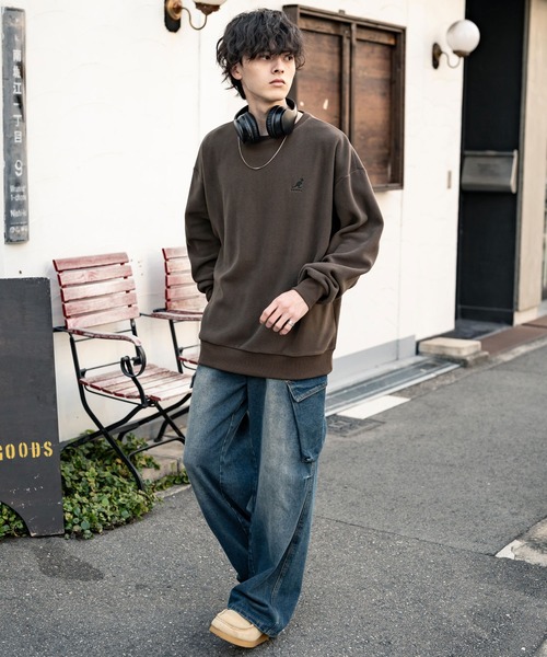 KANGOL(カンゴール)の「KANGOL 別注コラボ オーバーサイズロゴ刺繍裏起毛マイクロフリースプルオーバートレーナー(スウェット・メンズ・ベージュ/ブラック/ブラウン/チャコール/ネイビー/オフホワイト・L/XL/M)」の15枚目の写真