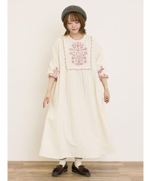 S/Mサイズ】配色刺繍ワンピース（ワンピース）｜Samansa Mos2