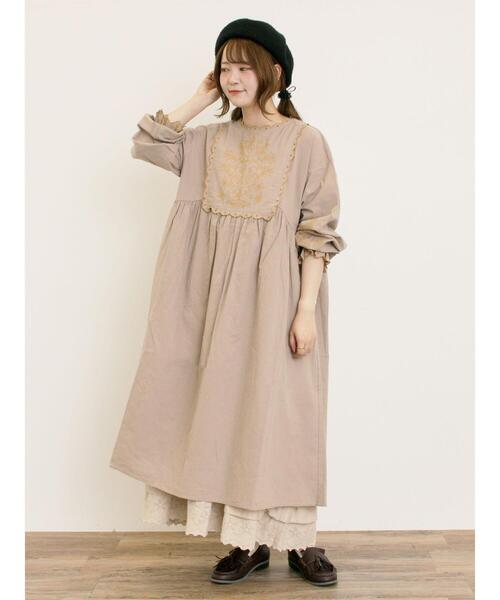 めいさん専用 刺繍入りチャコールワンピース セール】 ストライプ刺繍ワンピース （ロング・マキシ丈