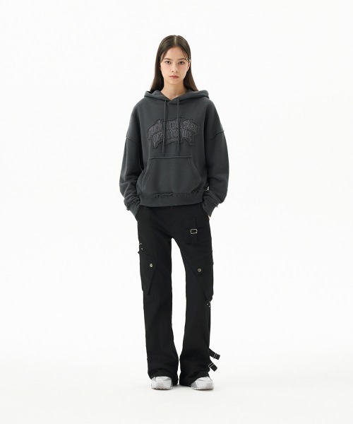 MAHAGRID(マハグリッド)の「『mahagrid/マハグリッド』 RAW CUT PRAY CROP HOODIE/カットデザインクロップドパーカー(パーカー・レディース・グレー/チャコールグレー・FREE)」の5枚目の写真