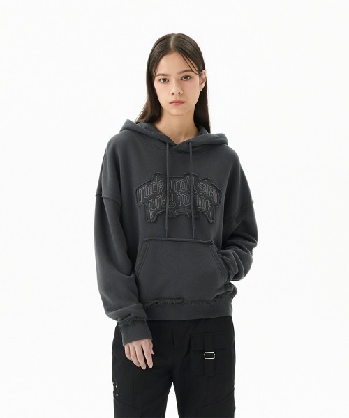 MAHAGRID(マハグリッド)の「『mahagrid/マハグリッド』 RAW CUT PRAY CROP HOODIE/カットデザインクロップドパーカー(パーカー・レディース・グレー/チャコールグレー・FREE)」の3枚目の写真