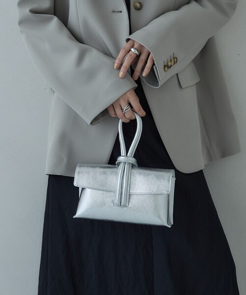 GALLEST（ギャレスト）の「【MILLELA FIRENZE】ループハンドルバッグ（ハンドバッグ・レディース・シルバー/ナチュラル/ブラック/ライトブルー・00）」の4枚目の写真