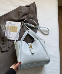 ONEP STAR（ワンピスター）の「ゴールドジップスクエア型2WAYハンドバッグ（ハンドバッグ）」