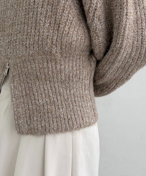 CAPRICIEUX LE'MAGE(カプリシューレマージュ)の「裾ジップラメプルオーバー(ニット/セーター・レディース・ベージュ/グレー・FREE)」の14枚目の写真