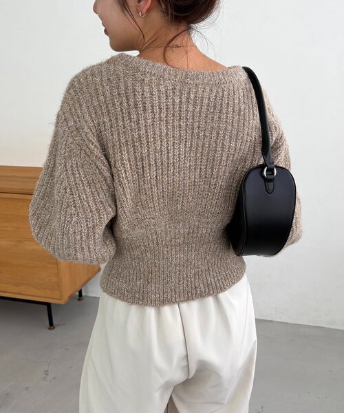 CAPRICIEUX LE'MAGE(カプリシューレマージュ)の「裾ジップラメプルオーバー(ニット/セーター・レディース・ベージュ/グレー・FREE)」の7枚目の写真