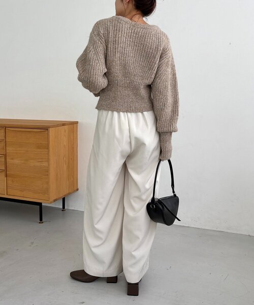 CAPRICIEUX LE'MAGE(カプリシューレマージュ)の「裾ジップラメプルオーバー(ニット/セーター・レディース・ベージュ/グレー・FREE)」の3枚目の写真