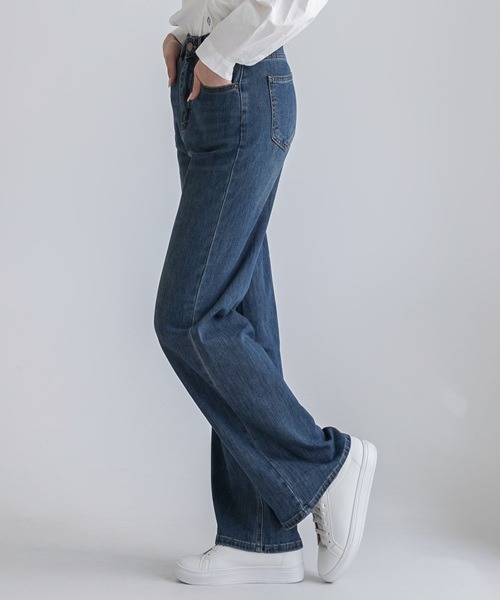 Max J(マックスジェイ)の「【Max J】ストレート デニムパンツ(デニムパンツ・レディース・ブルー・SMALL/MEDIUM/LARGE)」の2枚目の写真