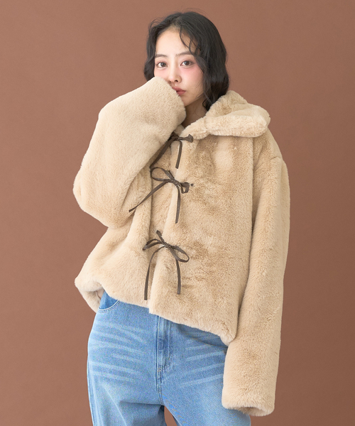 Mi-je(ミジェ)の「ショートファーコート【韓国ファッション】(その他アウター・レディース・ベージュ/アイボリー・F)」の9枚目の写真