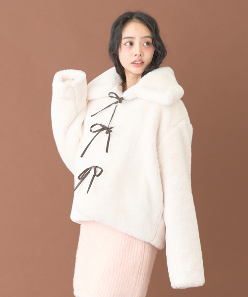 Mi-je(ミジェ)の「ショートファーコート【韓国ファッション】(その他アウター・レディース・ベージュ/アイボリー・F)」の10枚目の写真