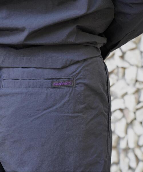Gramicci（グラミチ）の「Gramicci/グラミチ　別注NYLON TUCK PANTS　別注ナイロンタックパンツ（その他パンツ・メンズ・ブラック/ブラウン/オリーブ/オリーブ系・S/M/L/XL）」の11枚目の写真