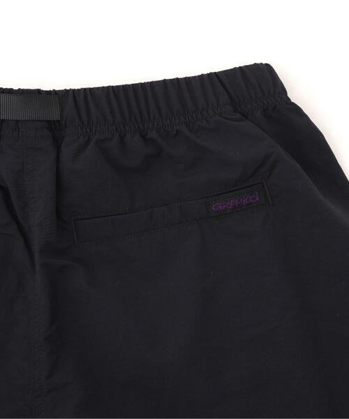 Gramicci（グラミチ）の「Gramicci/グラミチ　別注NYLON TUCK PANTS　別注ナイロンタックパンツ（その他パンツ・メンズ・ブラック/ブラウン/オリーブ/オリーブ系・S/M/L/XL）」の13枚目の写真