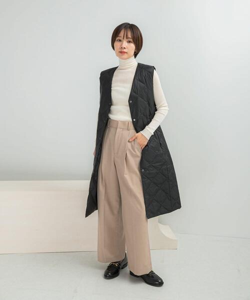 URBAN RESEARCH ROSSO WOMEN(アーバンリサーチ ロッソ)の「TAION VNECK LONG DOWN GILET(ダウンベスト・レディース・ブラウン/ベージュ/ブラック/オフホワイト・MEDIUM/LARGE)」の7枚目の写真