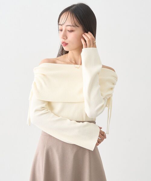earth music&ecology(アースミュージックアンドエコロジー)の「リボンギャザーオフショルニットプルオーバー(ニット/セーター・レディース・ボルドー/ネイビー/アイボリー・FREE)」の21枚目の写真