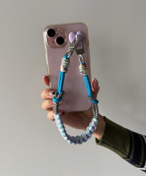 SANSeLF（サンセルフ）の「【SANSeLF】 パラコードキーストラップ カラーミックス メタルフック スマホアクセサリー saa25a179（スマホグッズ・レディース・ピンク/ブルー/ネイビー・FREE）」の7枚目の写真