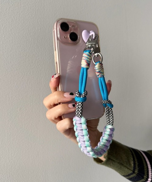 SANSeLF（サンセルフ）の「【SANSeLF】 パラコードキーストラップ カラーミックス メタルフック スマホアクセサリー saa25a179（スマホグッズ・レディース・ピンク/ブルー/ネイビー・FREE）」の9枚目の写真