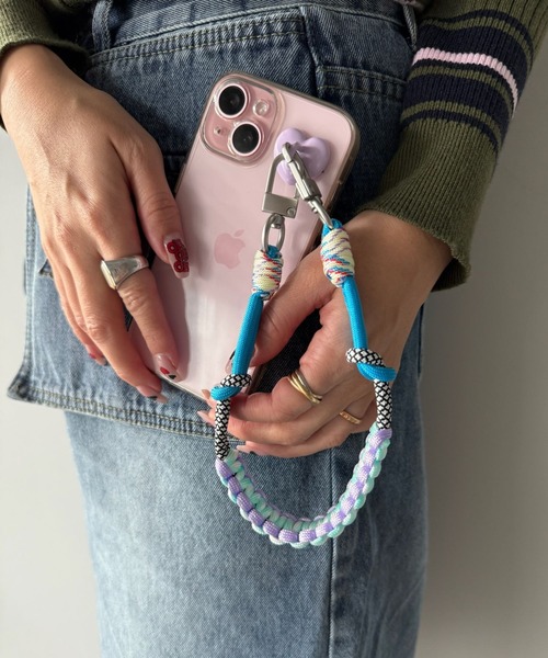 SANSeLF（サンセルフ）の「【SANSeLF】 パラコードキーストラップ カラーミックス メタルフック スマホアクセサリー saa25a179（スマホグッズ・レディース・ピンク/ブルー/ネイビー・FREE）」の10枚目の写真
