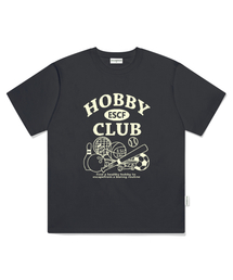 ESCAPEFROM（エスケープフロム）の「Escape Hobby Club Print Overfit Short Sleeve T-Shirt Charcoal（Tシャツ/カットソー・メンズ）」