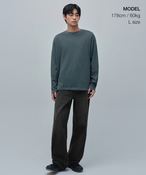 MUSINSA STANDARD（ムシンサスタンダード）の「ピグメントリラックスドクルーネック長袖Tシャツ[ピーコックブルー]（Tシャツ/カットソー・メンズ・その他・SMALL/MEDIUM/LARGE/X-LARGE/XX-LARGE/XXX-LARGE）」の2枚目の写真