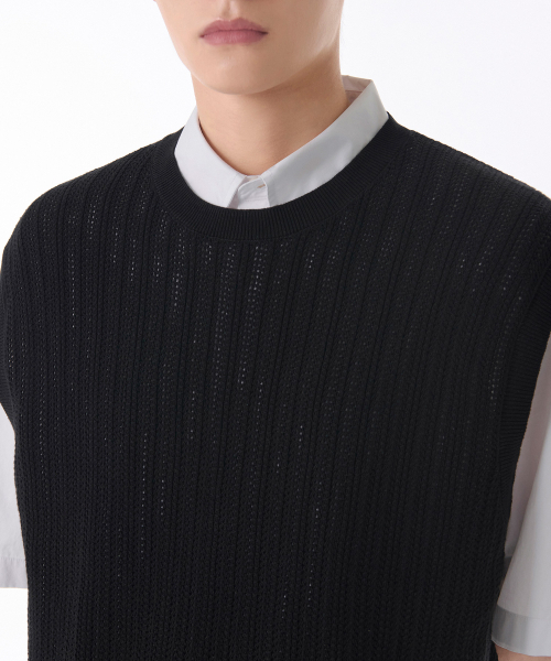 MUSINSA STANDARD（ムシンサスタンダード）の「クロシェクルーネックニットベスト[ブラック]（ベスト・メンズ・その他・SMALL/MEDIUM/LARGE/X-LARGE/XX-LARGE）」の3枚目の写真