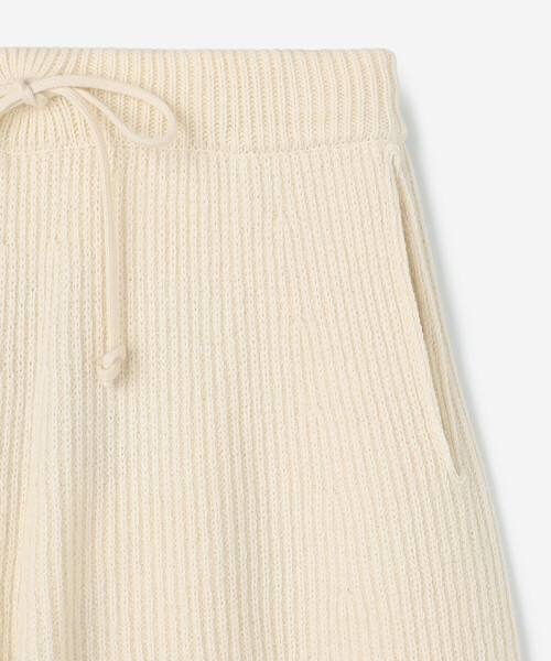 UNFIL（アンフィル）の「UNFIL | ウールコットン リブニット ワイドパンツ WOMEN（その他パンツ・レディース・オフホワイト/ブラック系その他・1）」の5枚目の写真