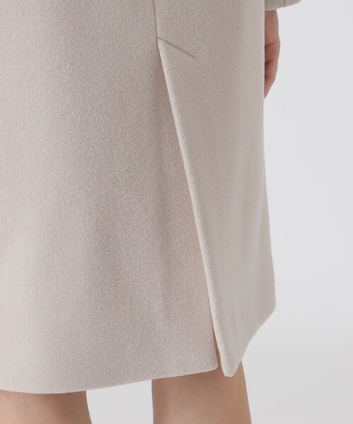 BLUE LABEL CRESTBRIDGE(ブルーレーベルクレストブリッジ)の「ファインダブルビーバートレンチコート(トレンチコート・レディース・ベージュ/ブラック・36/38)」の20枚目の写真