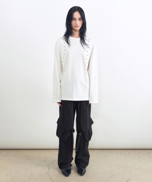 INSILENCE WOMEN(インサイレンスウーマン)の「スリックストラップパンツ ブラック(その他パンツ・レディース・その他・MEDIUM/LARGE/SMALL)」の4枚目の写真