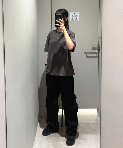 INSILENCE WOMEN(インサイレンスウーマン)の「スリックストラップパンツ ブラック(その他パンツ・レディース・その他・MEDIUM/LARGE/SMALL)」の3枚目の写真