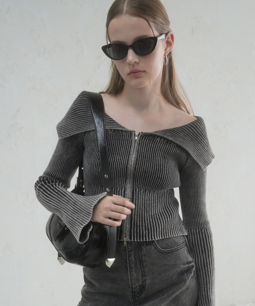 Vivacious(ビバシャス)の「Julie Pigment Knit Zip-up - 3COL(カーディガン/ボレロ・レディース・ネイビー/ピンク/ブラック・FREE)」の5枚目の写真